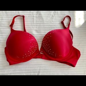 VS bra red size 34 B 💕